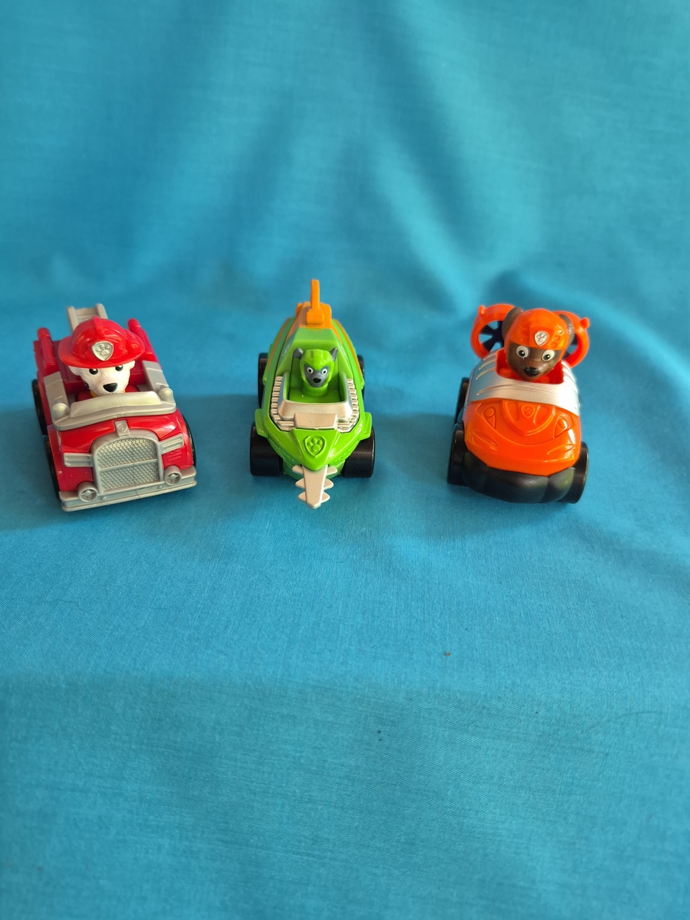 Paw Patrol Rescue Racers Lot of 3 Fire Engine Rocky Ocean Car Air Rescue
